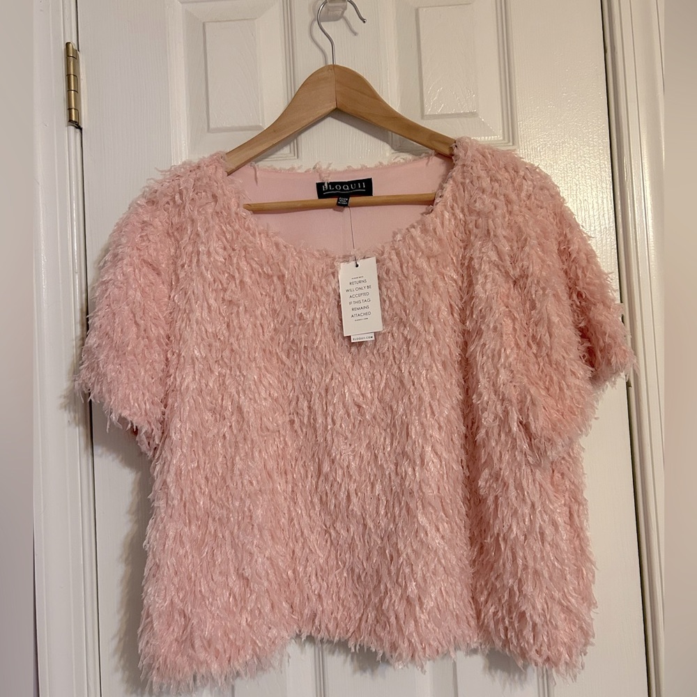Eloquii feather lash cropped shirt